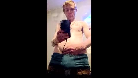 ethanbmx2001 online show from April 6, 3:15 am