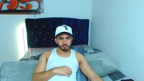 Snapshot of ethanhairy chatting on January 12, 9:08 pm Ethan online show from January 12, 9:08 pm