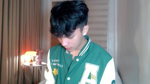 Rey online show from February 19, 1:51 pm