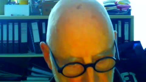 etonne online show from December 6, 12:05 pm