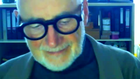 etonne online show from October 22, 10:15 am