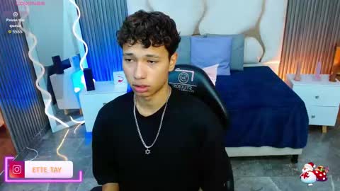 ette online show from November 24, 4:34 am