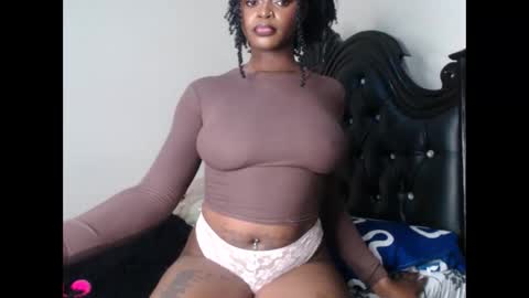 Snapshot of euphoric_cosmos chatting on October 11, 1:09 pm euphoria online show from October 11, 1:09 pm