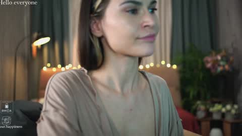 Mira online show from December 19, 7:18 pm