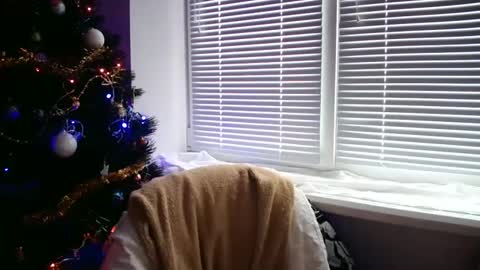 Snapshot of eva00186 chatting on December 26, 7:35 am eva00186 online show from December 26, 7:35 am