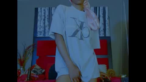 eva4him831 online show from October 16, 12:11 am