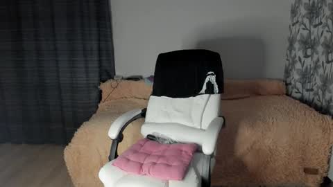 Eva online show from March 4, 10:16 pm