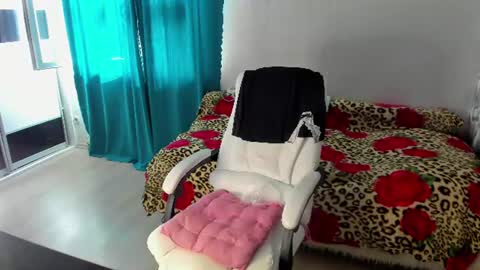 Snapshot of eva_7777 chatting on June 21, 8:39 am Eva online show from June 21, 8:39 am