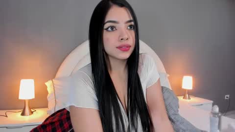 EVA  online show from February 20, 5:40 pm