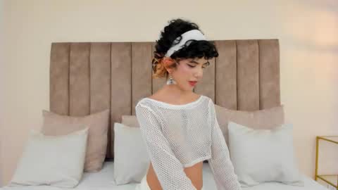 Snapshot of eva_caos chatting on January 15, 4:39 am Eva online show from January 15, 4:39 am