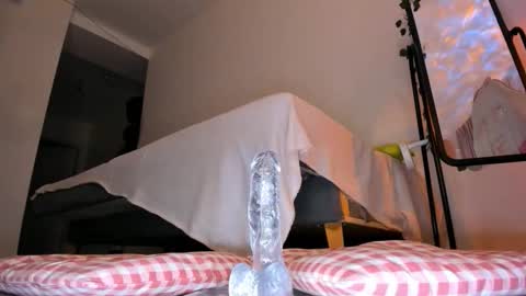 Snapshot of eva_davi chatting on March 6, 2:08 am Eva Davis online show from March 6, 2:08 am
