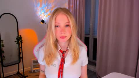 Snapshot of eva_davi chatting on March 28, 3:06 am Eva Davis online show from March 28, 3:06 am