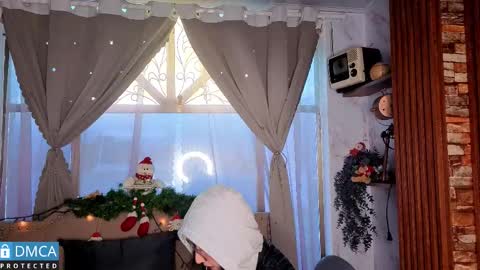 eva delight online show from December 18, 11:05 am