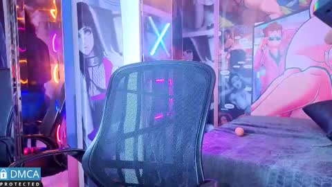 eva delight online show from February 3, 11:15 am