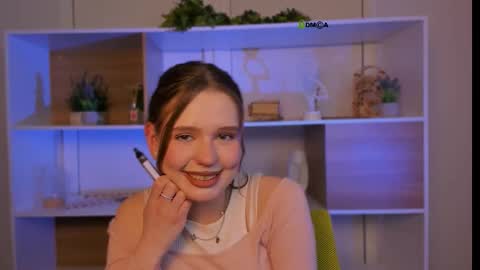 your dream online show from September 9, 7:24 pm