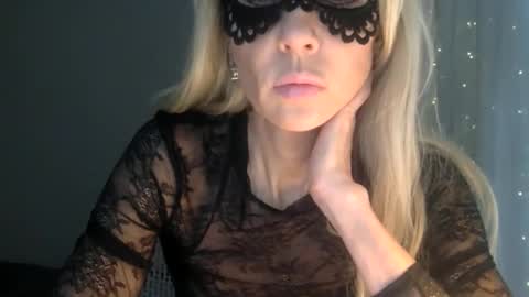 Snapshot of eva_fit_milf chatting on February 6, 10:51 am Eva Fit Milf online show from February 6, 10:51 am