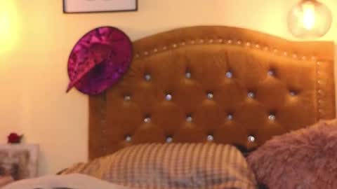 Snapshot of eva_foxs chatting on November 19, 10:32 pm Eva Foxs online show from November 19, 10:32 pm