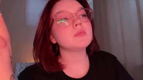 eva_kittenn online show from February 19, 12:45 pm