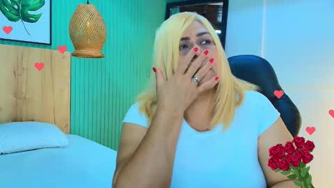 eva_love49 online show from February 24, 7:45 pm