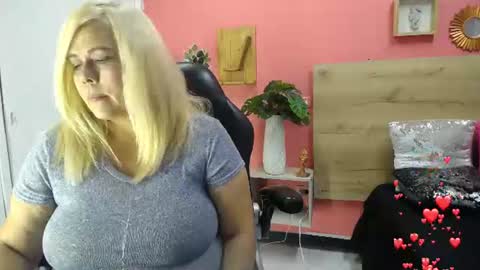 eva_love49 online show from June 30, 6:20 pm