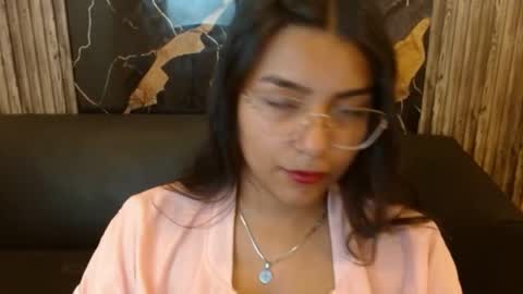 eva_luna699425 online show from May 7, 4:34 pm