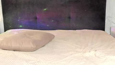 Eva Merlin online show from September 19, 6:15 am