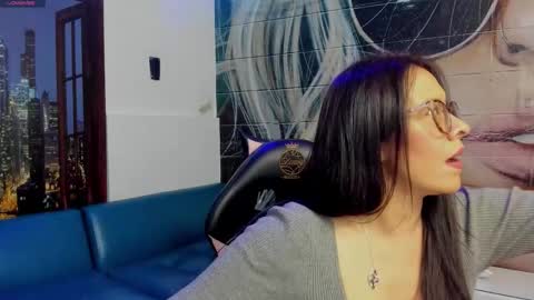 Eva  online show from October 29, 3:47 pm