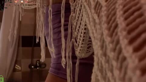 Eva online show from April 4, 12:13 pm