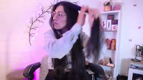 Eva Notty  online show from September 26, 1:59 pm