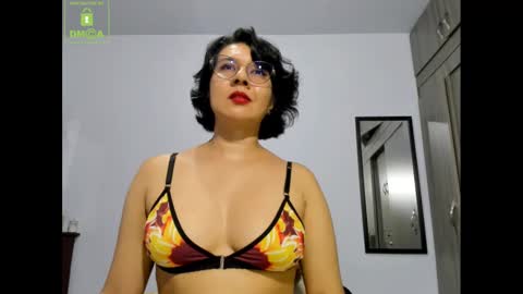 Snapshot of eva_rain01 chatting on December 22, 7:21 pm Eva online show from December 22, 7:21 pm