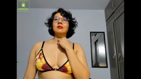 Snapshot of eva_rain01 chatting on January 19, 6:53 pm Eva online show from January 19, 6:53 pm