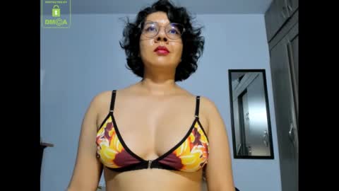 Snapshot of eva_rain01 chatting on January 19, 9:55 pm Eva online show from January 19, 9:55 pm