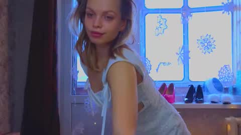 Snapshot of eva_sinn chatting on December 23, 10:35 am Hi there i am Eva and i wish create a nice community with you so join my Ticket Show for more pleasure online show from December 23, 10:35 am