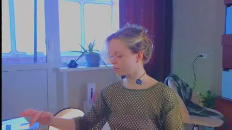 Snapshot of eva_sinn chatting on February 5, 9:25 am Hi there i am Eva and i wish create a nice community with you so join my Ticket Show for more pleasure online show from February 5, 9:25 am