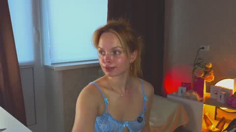 Snapshot of eva_sinn chatting on July 3, 2:01 pm Hi there i am Eva and i wish create a nice community with you so join my Ticket Show for more pleasure online show from July 3, 2:01 pm