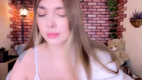 Snapshot of eva_starxxxxx chatting on February 17, 8:37 pm Eva online show from February 17, 8:37 pm