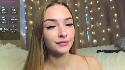 Hello Im Eva online show from December 19, 10:02 am