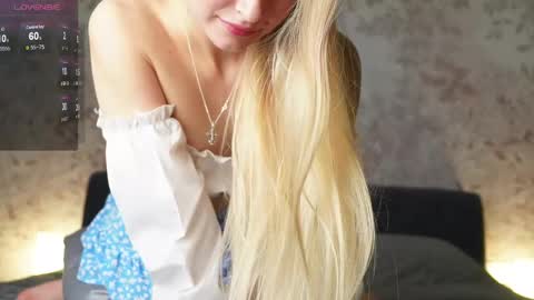Hello Im Eva online show from February 12, 10:14 am