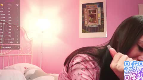 eva_vibe online show from December 16, 6:29 am