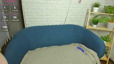 Snapshot of eva_willise chatting on July 5, 3:19 pm Hi Im Eva new here online show from July 5, 3:19 pm