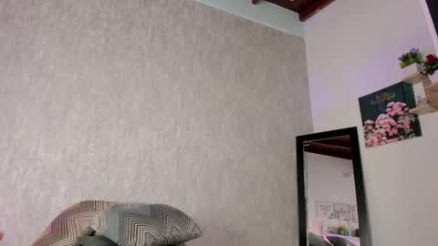 Eva online show from November 24, 1:00 pm