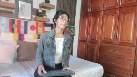 Eva online show from June 16, 12:08 pm