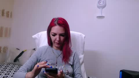 Snapshot of evadesireone chatting on May 31, 6:31 pm EvadesireONE online show from May 31, 6:31 pm