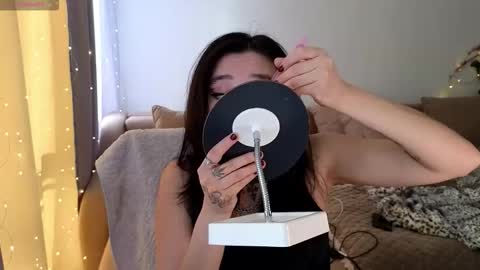 Eva online show from November 25, 7:08 am