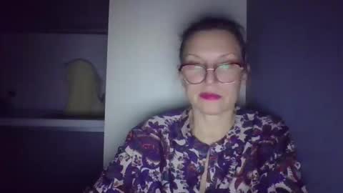 evaglad online show from October 11, 9:13 pm