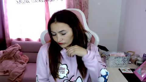 Eva online show from February 22, 2:41 pm