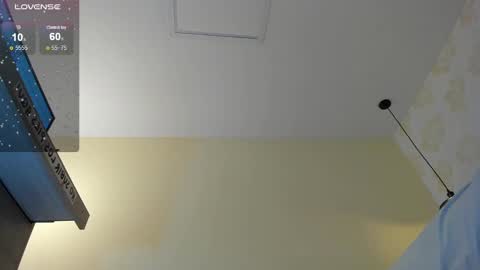 E V A  online show from February 14, 5:41 am