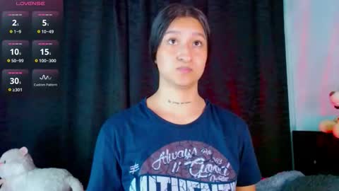 Evah Lee online show from December 2, 3:01 am