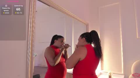 evahalston online show from June 21, 7:38 pm