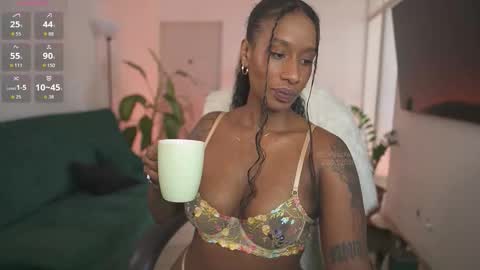 evajacksss_ online show from March 23, 6:45 pm